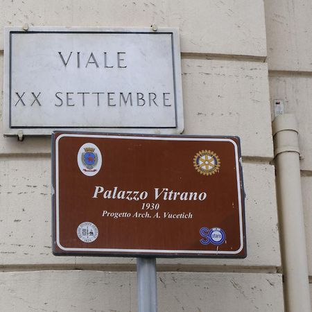 Palazzo Vitrano - Tourist Apartment كاتانيا المظهر الخارجي الصورة