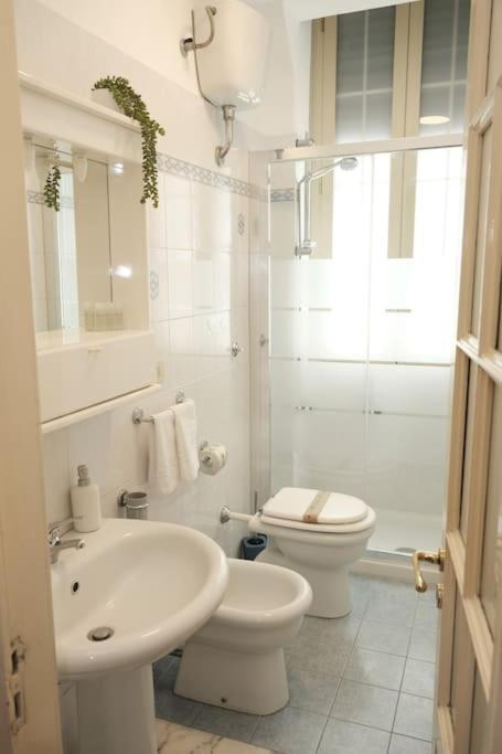 Palazzo Vitrano - Tourist Apartment كاتانيا المظهر الخارجي الصورة